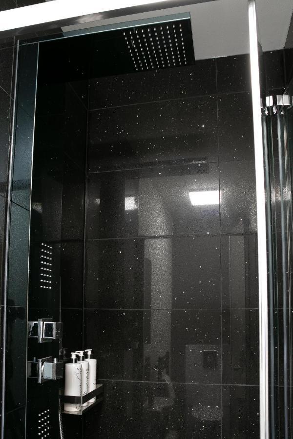 Coach House & Hot Tub Nr Bicester Village Exterior foto